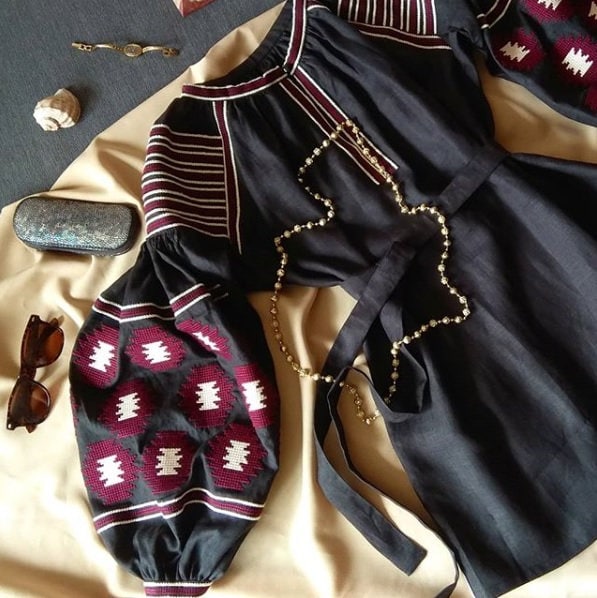 Size 6US/S. Black Linen Shirt - Boho Blouse - Folk Embroidered Top - Luxurious Mexican Top