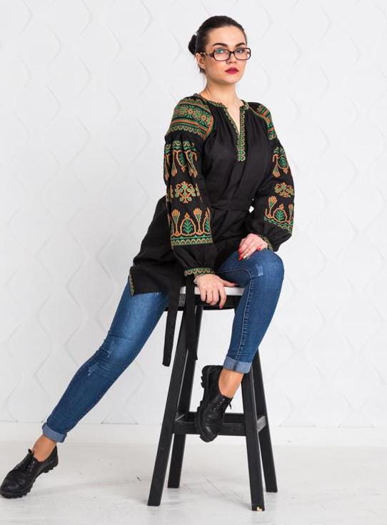 Size M! Elegant folklore embroidered tunic, black linen bohemian outfit, traditional ethnic fashion, Ukrainian vyshyvanka, stylish boho chic top