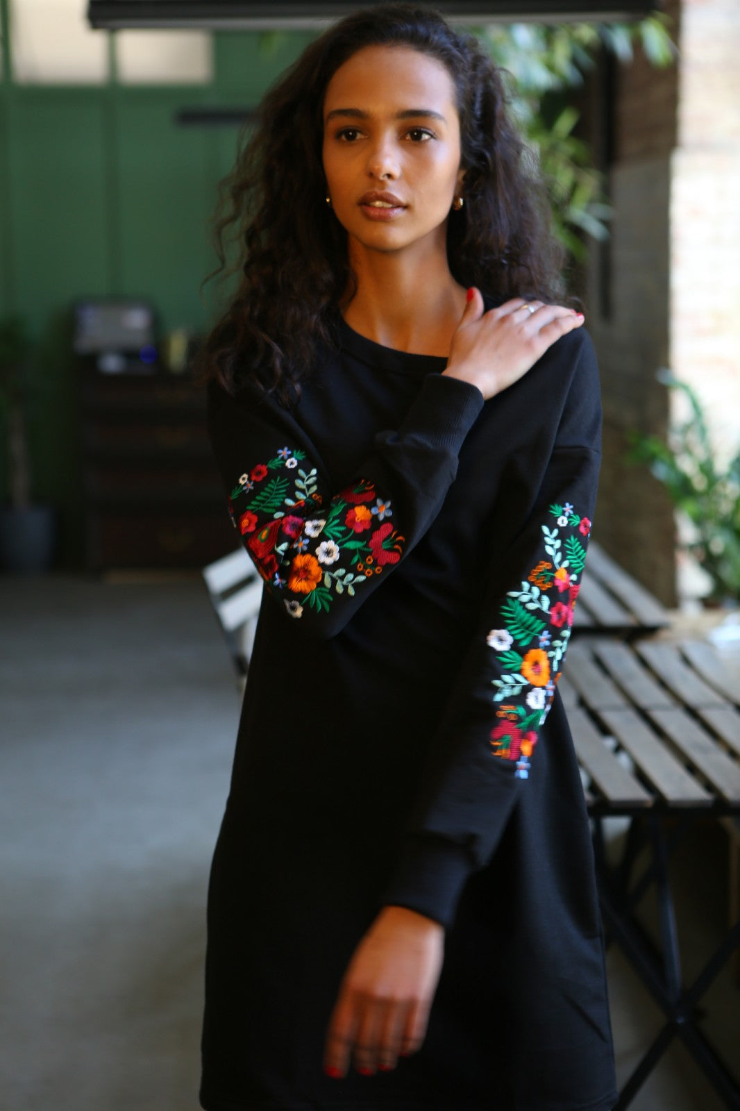 Sizes S-3XL. Black Floral Embroidered Sweatshirt Dress – Casual Boho Chic Style for Women