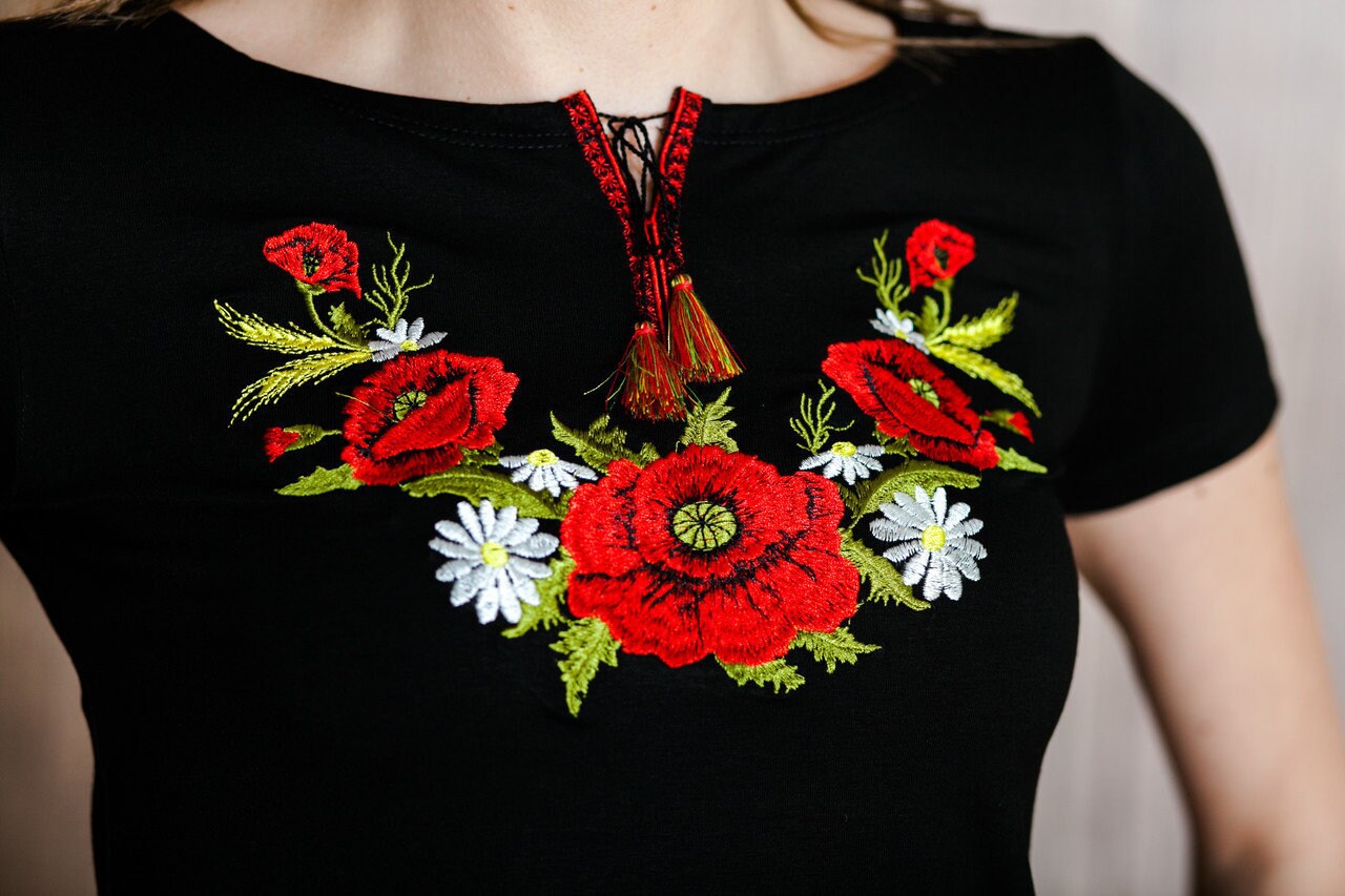 Sizes S,M,L. Black Embroidered Floral Folk T-Shirt – Handmade Ukrainian Boho Top with Red Poppies and Botanical Stitchwork for Women