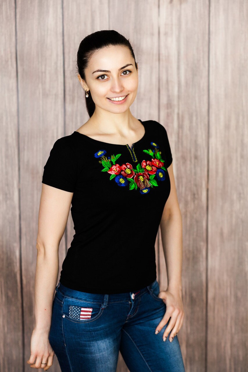 Sizes S,XL. Black Bohemian Vyshyvanka T-shirt - Embroidered Top - Ethnic Tee - Embroidery Black Blouse - Flower T-shirt