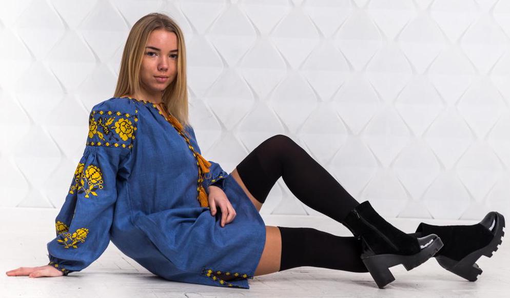 Size 6US! Bohemian Floral Embroidered Tunic – Ukrainian & Mexican Inspired with Colorful Floral Design and Tassels