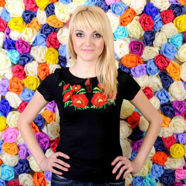 Size 3XL. Mexican Embroidered Black T-Shirt – Boho Chic Floral Poppy Design for Women