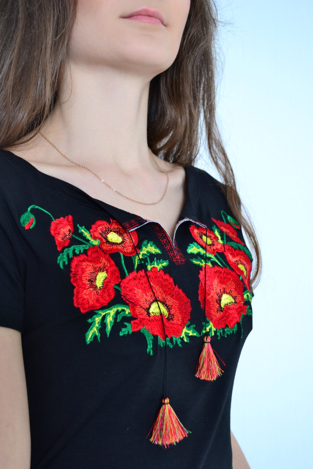 Size 3XL. Mexican Embroidered Black T-Shirt – Boho Chic Floral Poppy Design for Women