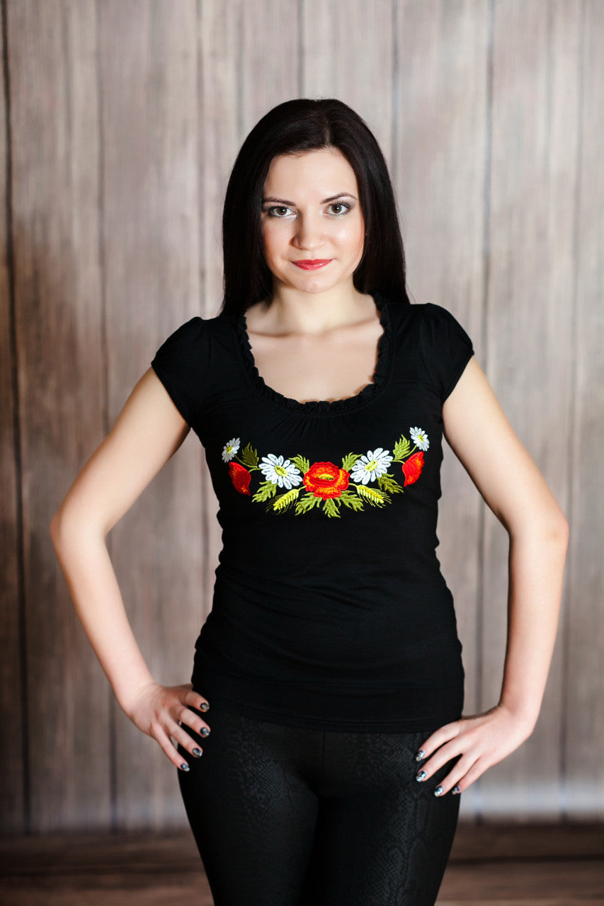 Size L. Floral Embroidered Chic T-Shirt – Black Boho Top with Mexican Folk Design for Women