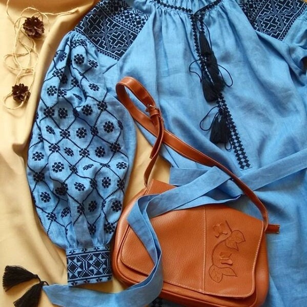 Size 6US/38EU! Blue Linen Embroidered Tunic. Boho Vyshyvanka. Loose Fit Linen Tunic. Oversized Puff Sleeve Shirt. Ethnic Chic Bohemian Mini Dress