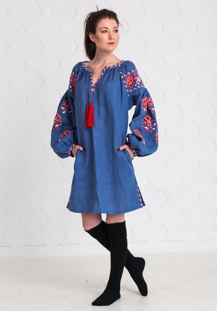 Size 8US//40EU! Denim Linen Vyshyvanka Tunic with Floral Embroidery - Boho Chic Ethnic Dress