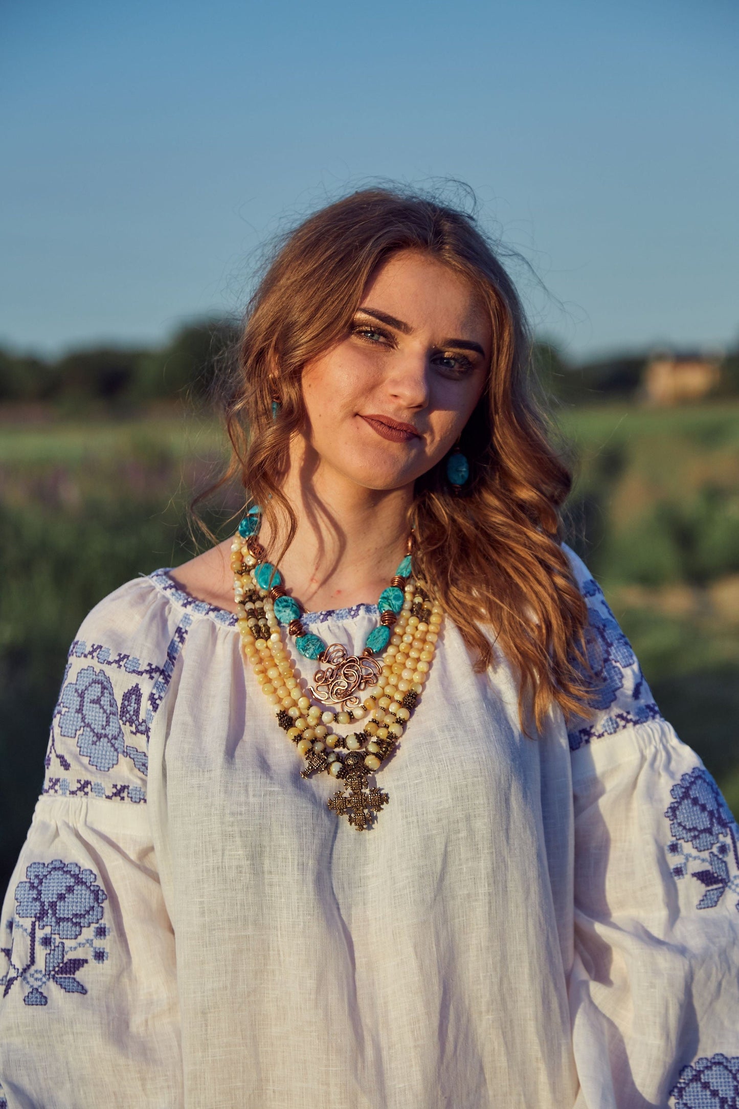 Size 4US//S! White Linen Embroidered Tunica - Mexican Boho Women's Tunic - Vyshyvanka with Ukrainian Embroidery