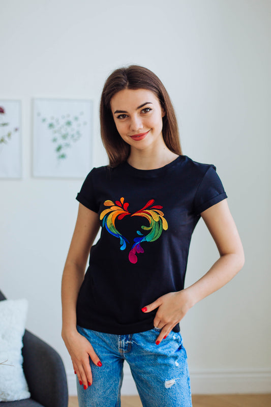 Size XXL. Rainbow Heart Embroidered Black T-Shirt – Chic Boho Women's Top