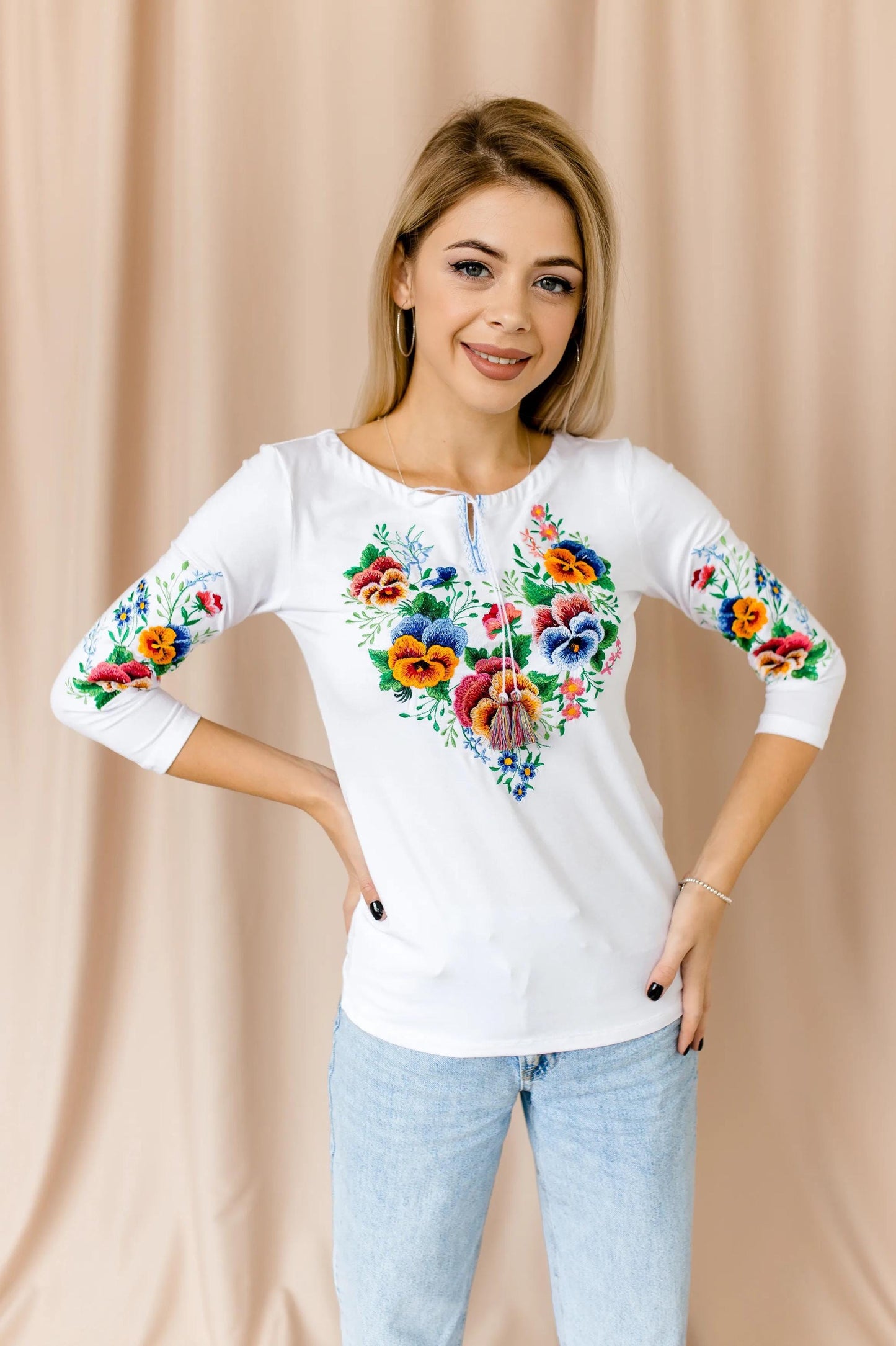 Sizes S,M,L. White Floral Boho T-shirt - Mexican Hippie Tee