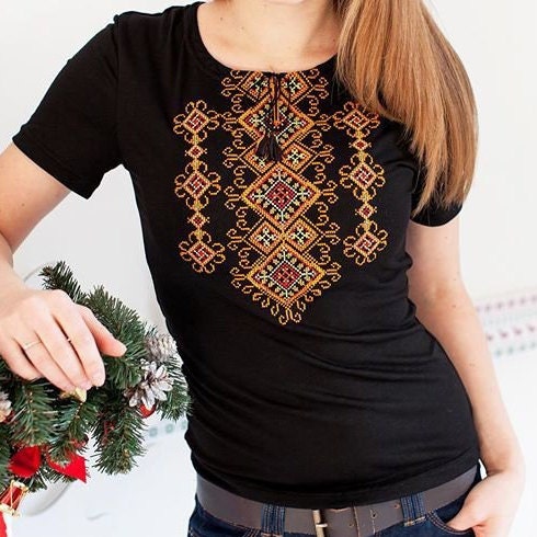 Sizes M-XXL,4XL. Black vyshyvanka. Boho ethno tshirt. Ukrainian traditional clothes. Cute womens tops. Gift for mom. City style t-shirt. Boho spring tee