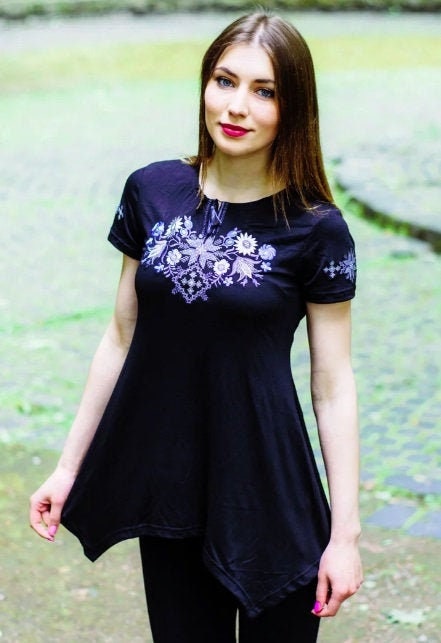 Size 3XL. Dark Blue Mexican Embroidered Tunic. Traditional Floral V-Neck Top. Short Sleeve Ethno Boho Chic Shirt. Mexican Artisanal Folk Clothing