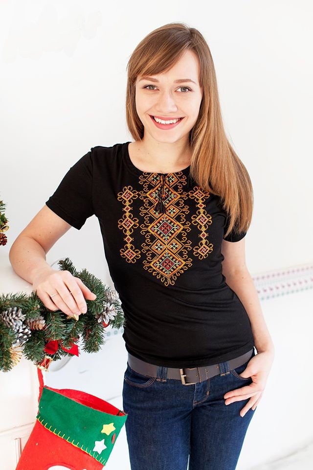 Sizes M-XXL,4XL. Black vyshyvanka. Boho ethno tshirt. Ukrainian traditional clothes. Cute womens tops. Gift for mom. City style t-shirt. Boho spring tee