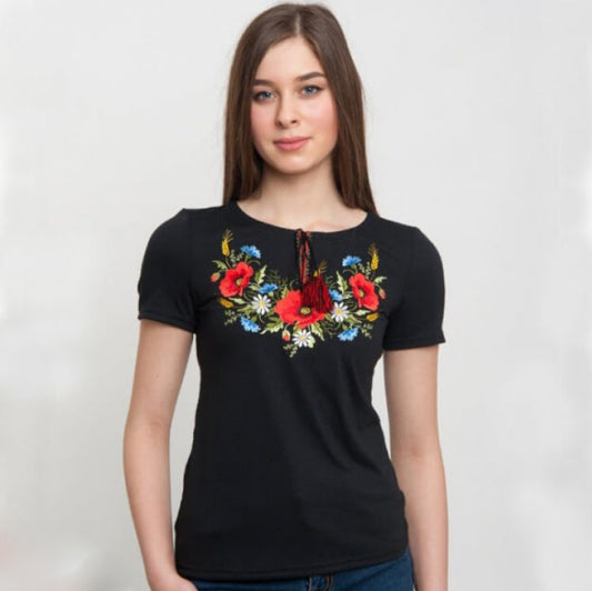 Size XL. Black Bohemian T-Shirt with Vibrant Floral Embroidery – Mexican-Inspired Design