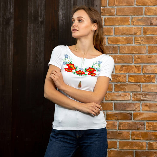 Sizes S,XXL. White Boho Embroidered T-Shirt with Floral Pattern – Summer Chic Top