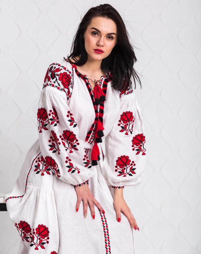 Size 8US/M! White Embroidered Maxi Dress - Bohemian Ukrainian Vyshyvanka - Traditional Folk Linen Gown