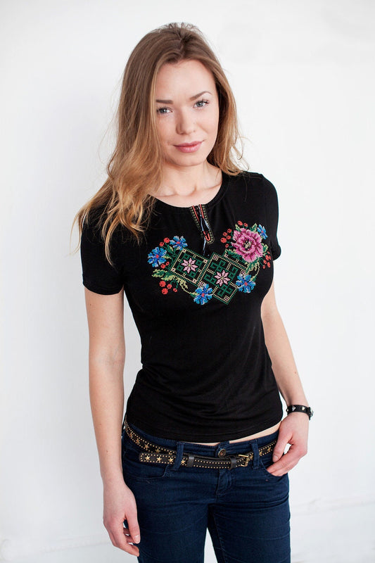 Size XL. Black Botanical T-Shirt with Pink and Blue Floral Embroidery Design
