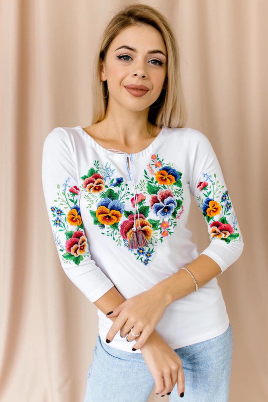 Sizes S,M,L. White Floral Boho T-shirt - Mexican Hippie Tee